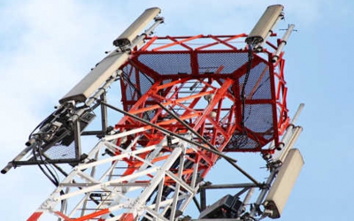 El 75 % de las antenas de telefon&iacute;a celular en Bogot&aacute; es ilegal